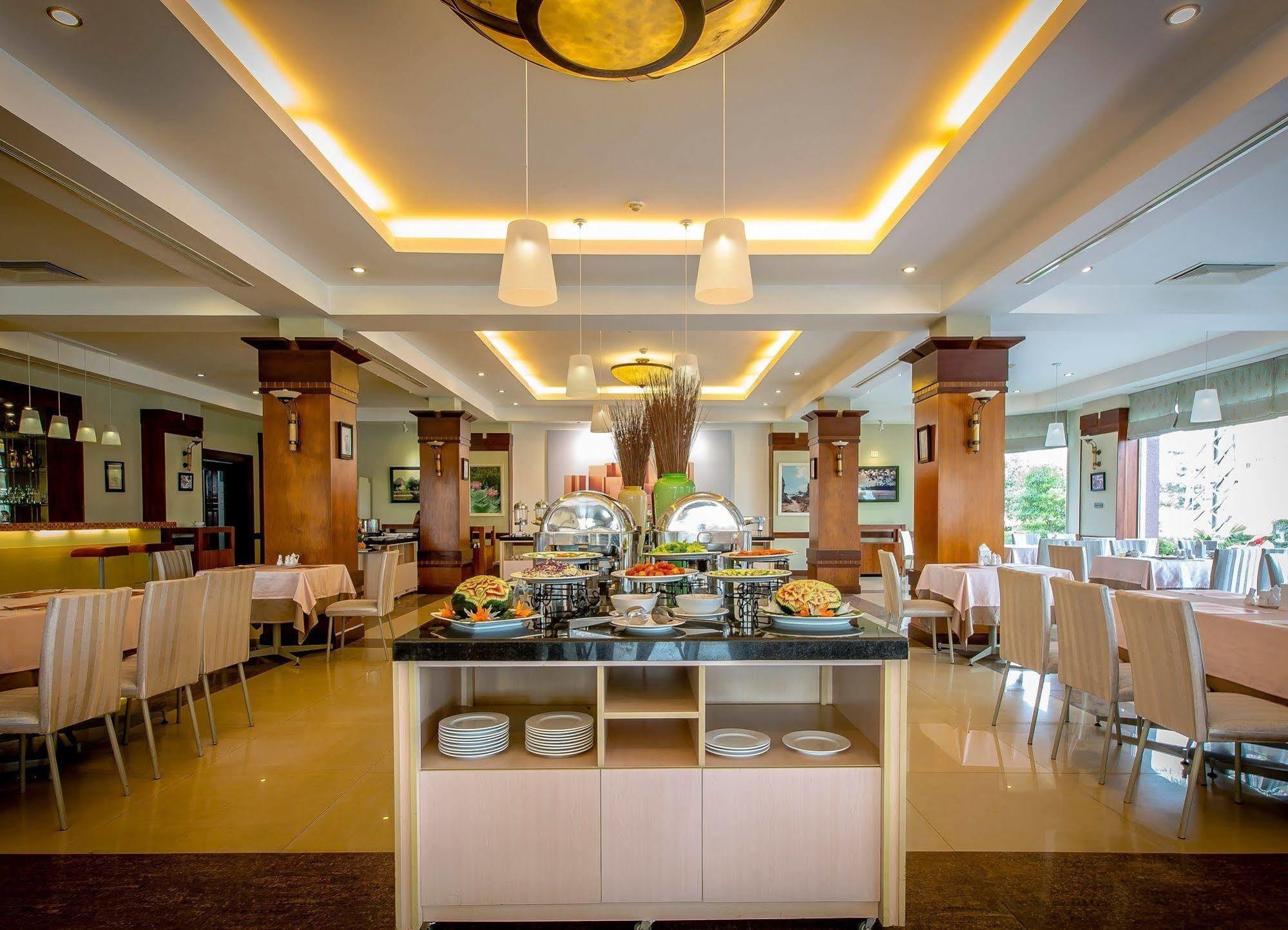 Sai Gon Quang Binh Hotel Dong Hoi Dış mekan fotoğraf