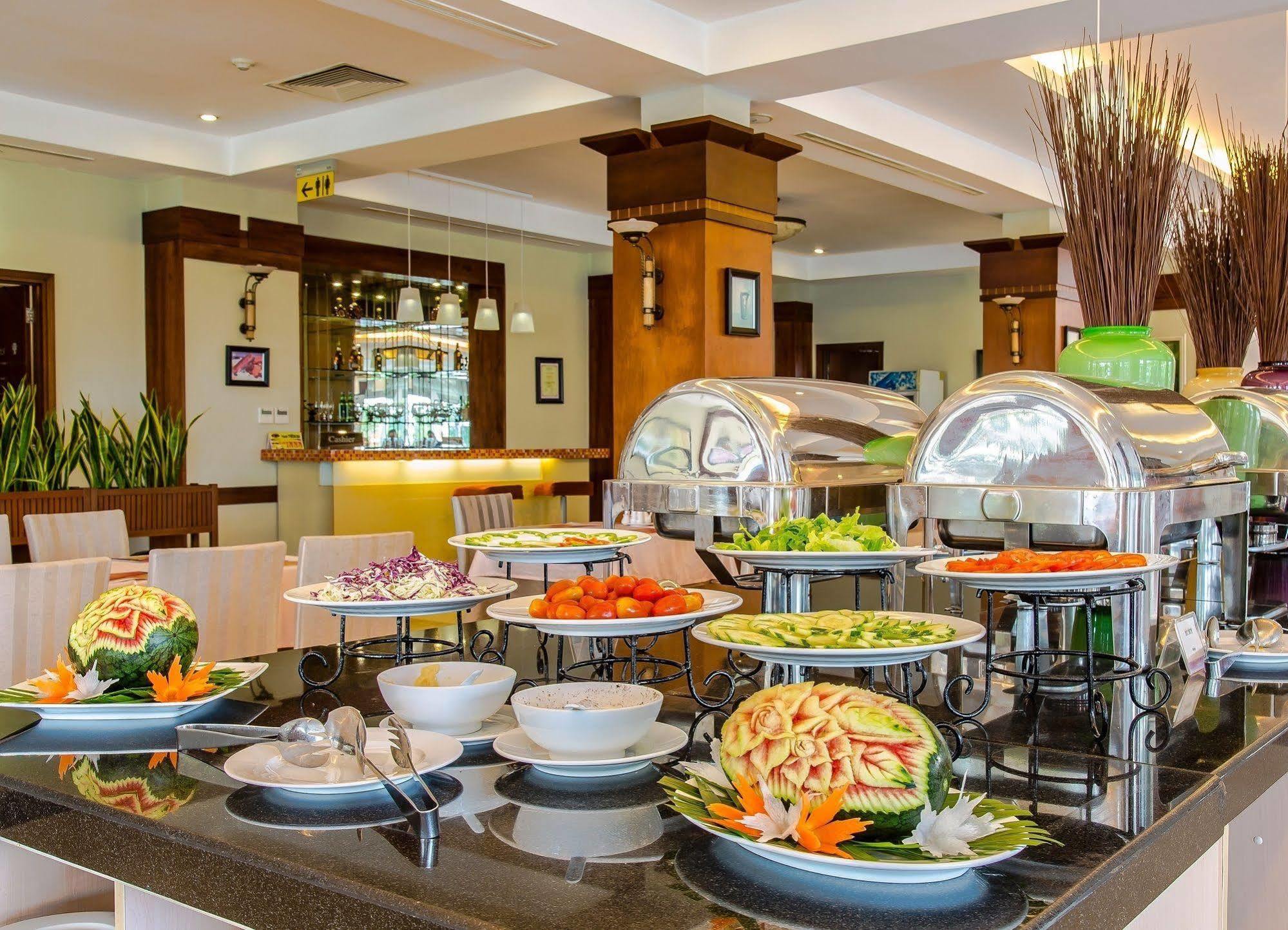 Sai Gon Quang Binh Hotel Dong Hoi Dış mekan fotoğraf